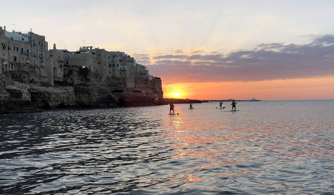 38 - SUP in Polignano a Mare - Tedi Tour Operator